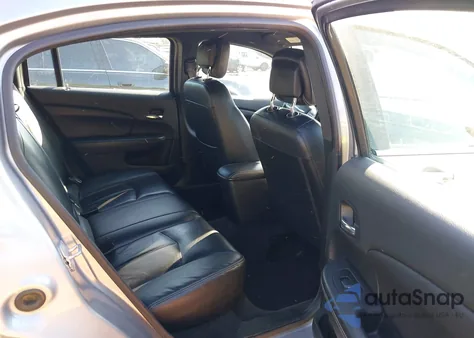 2014 Chrysler 200 Limited from USA, damaged, VIN 1C3CCBCG3EN157576